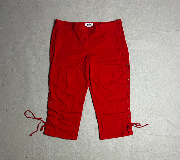 Moschino Capri (L WOMEN)