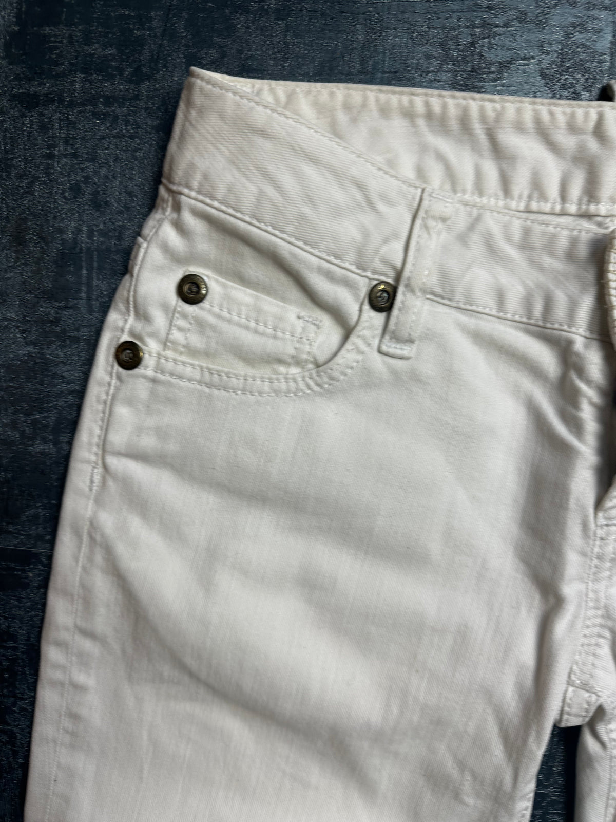 Dsqaured2 Straight Fit Jeans (M WOMEN)