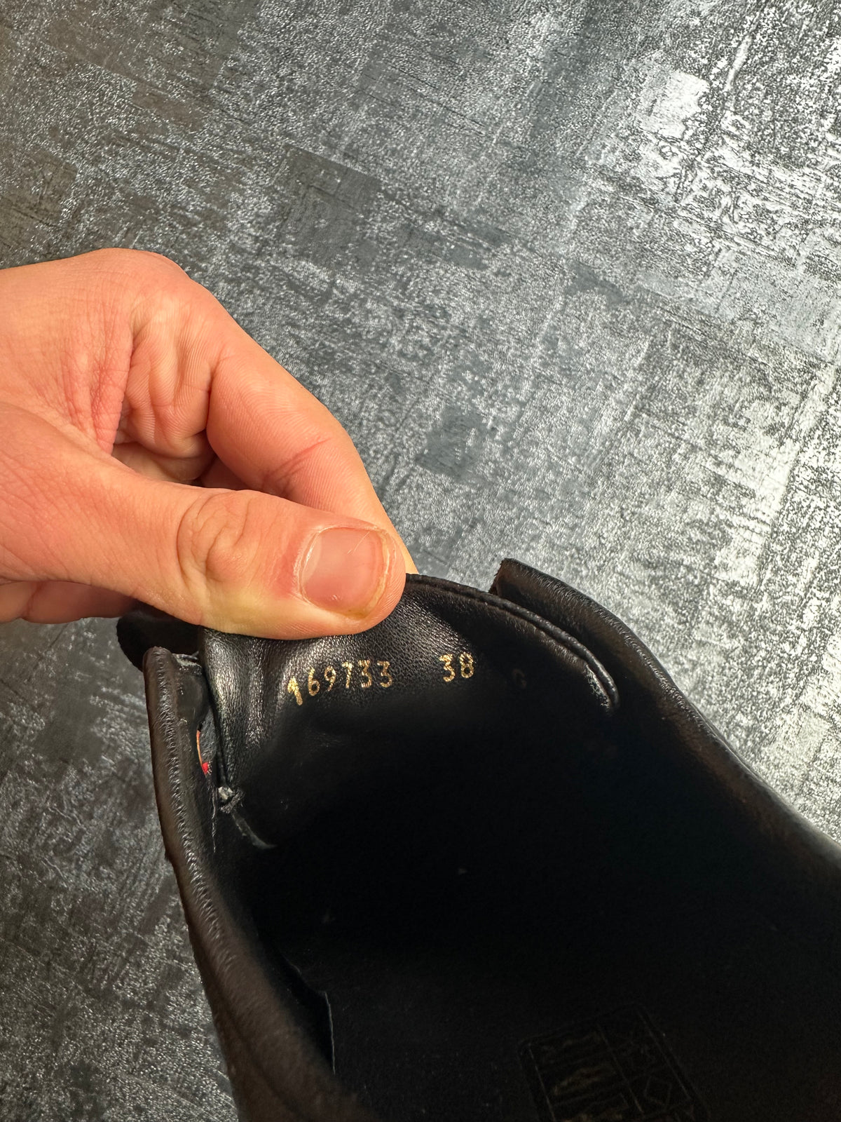 Gucci Sneaker Monogram (38 WOMEN)