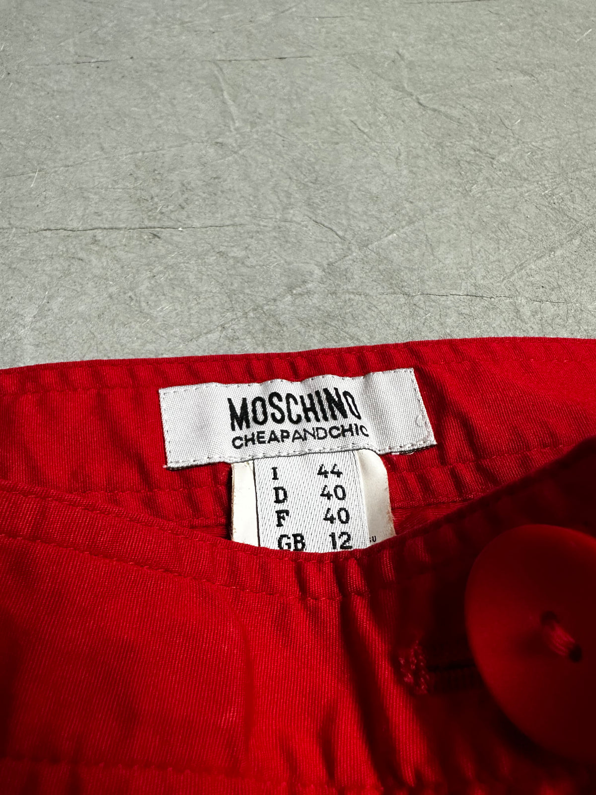 Moschino Capri (L WOMEN)
