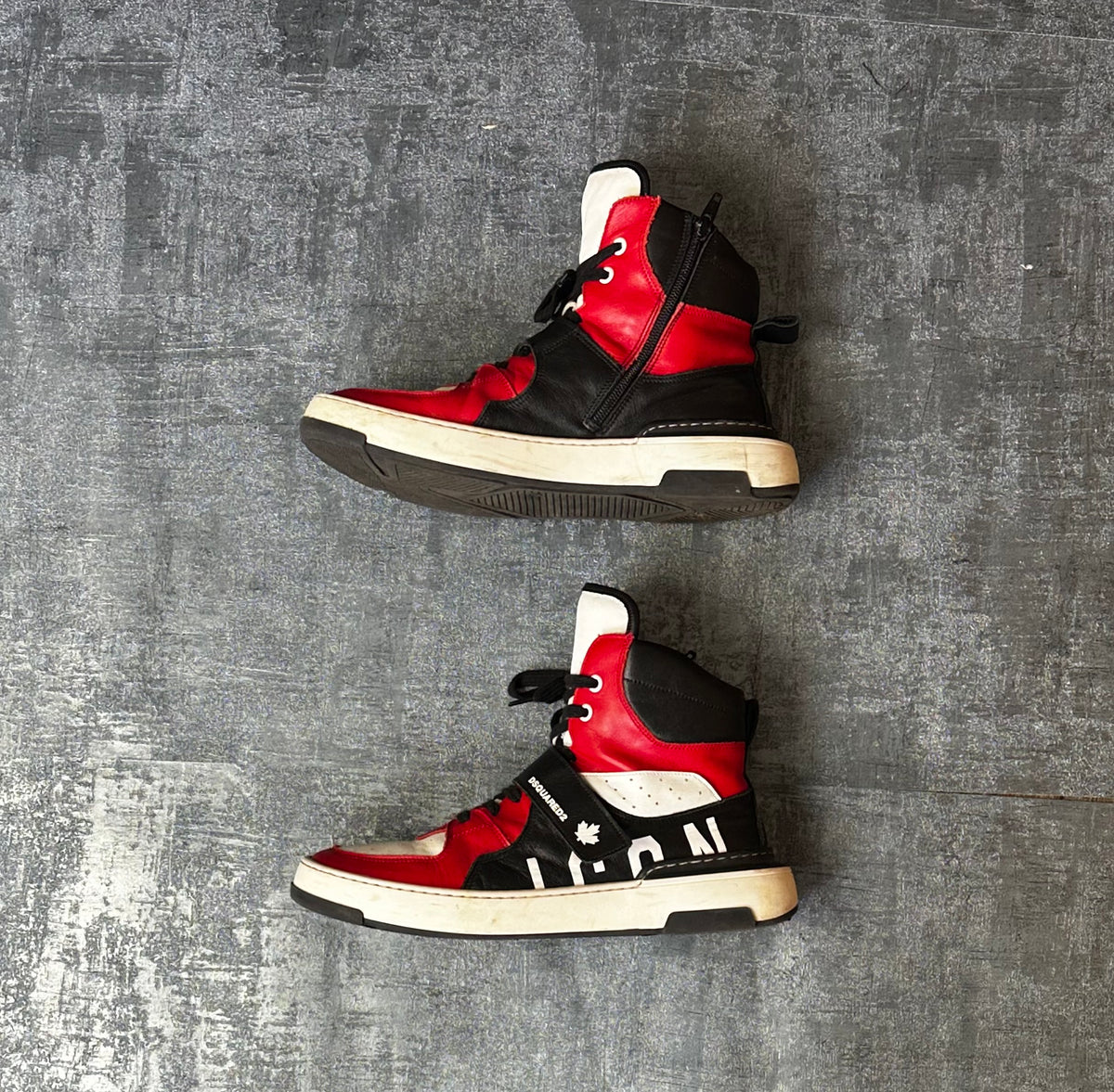 Dsqaured2 Icon Sneaker (40 MEN)