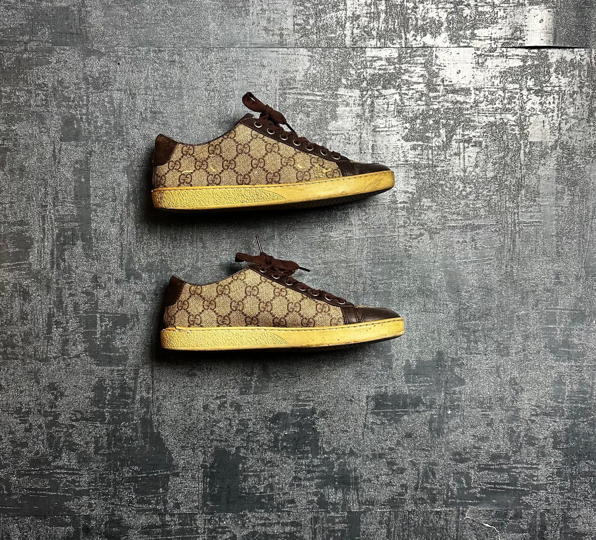 Gucci Low Top Sneaker (37 WOMEN)