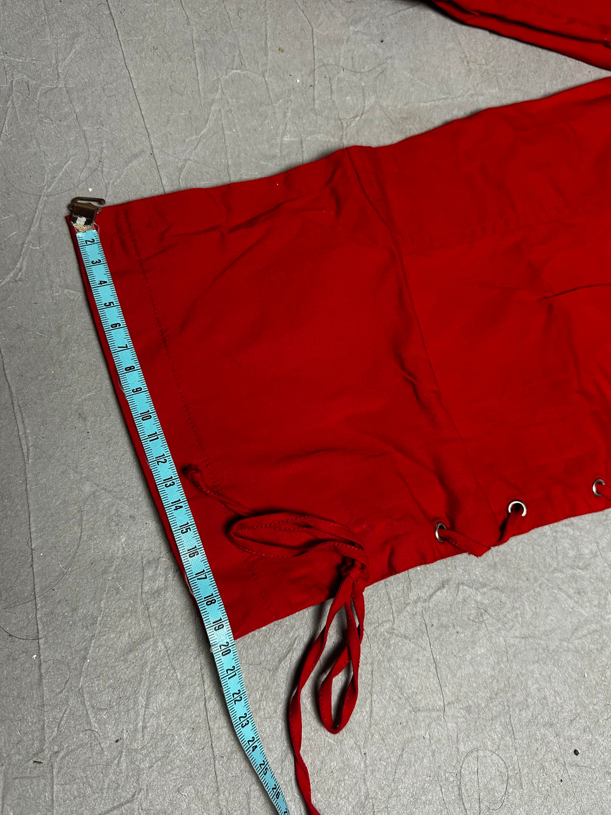 Moschino Capri (L WOMEN)