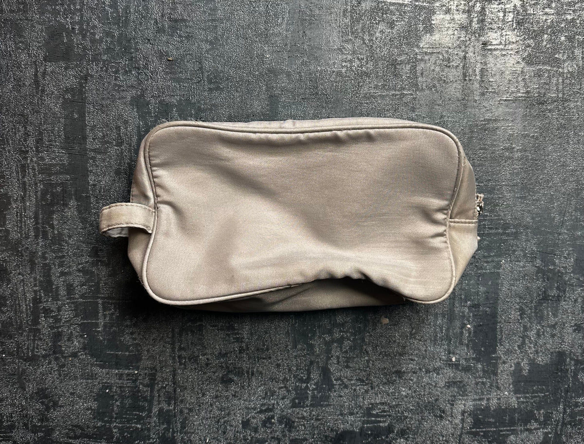Prada Luna Rossa Kosmetiktasche