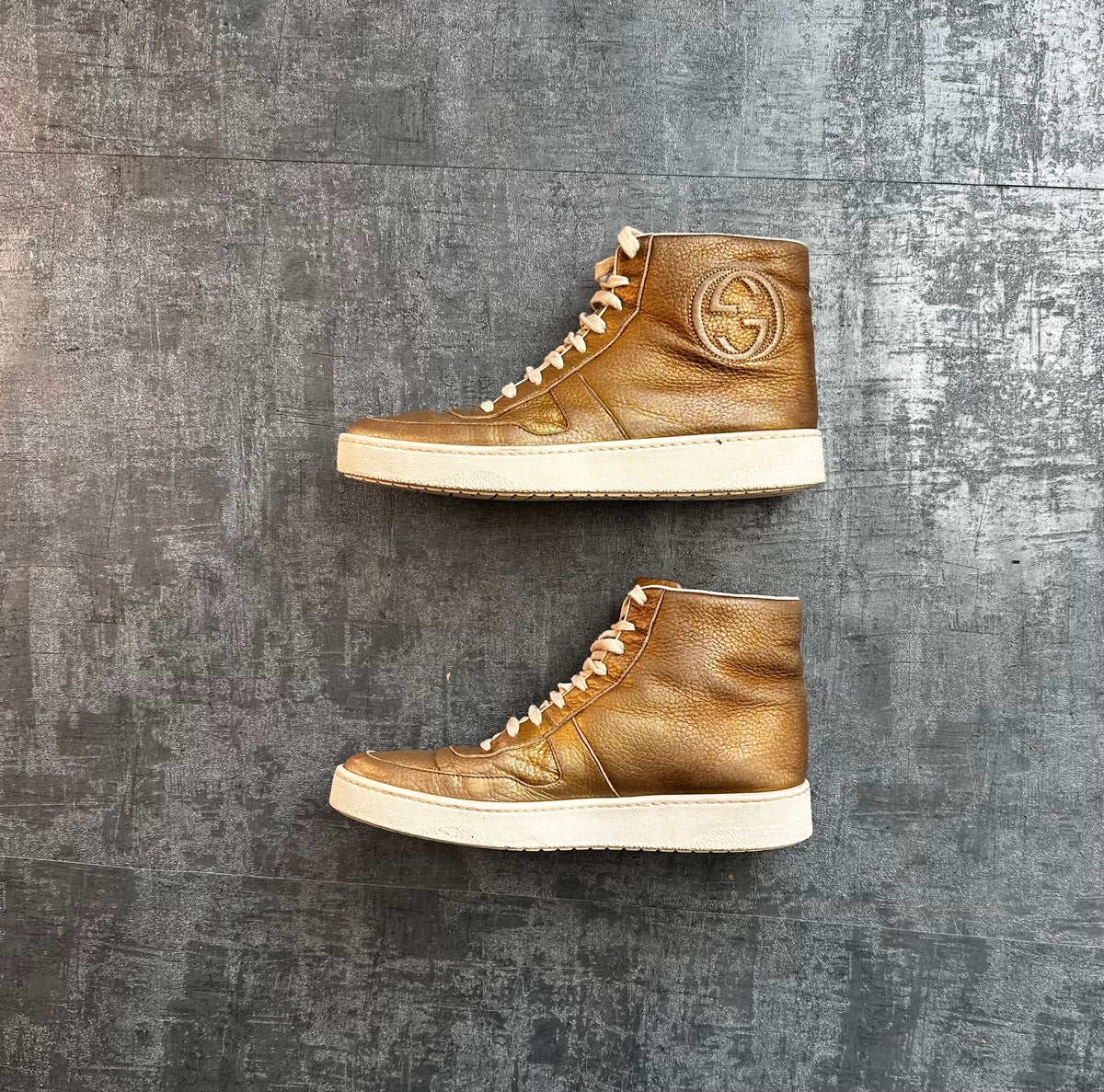 Gucci Sneaker Gold (38 1/2 WOMEN)