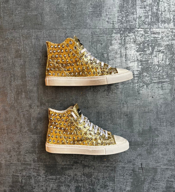 Metal Gienchi Spike Sneaker (38 WOMEN)