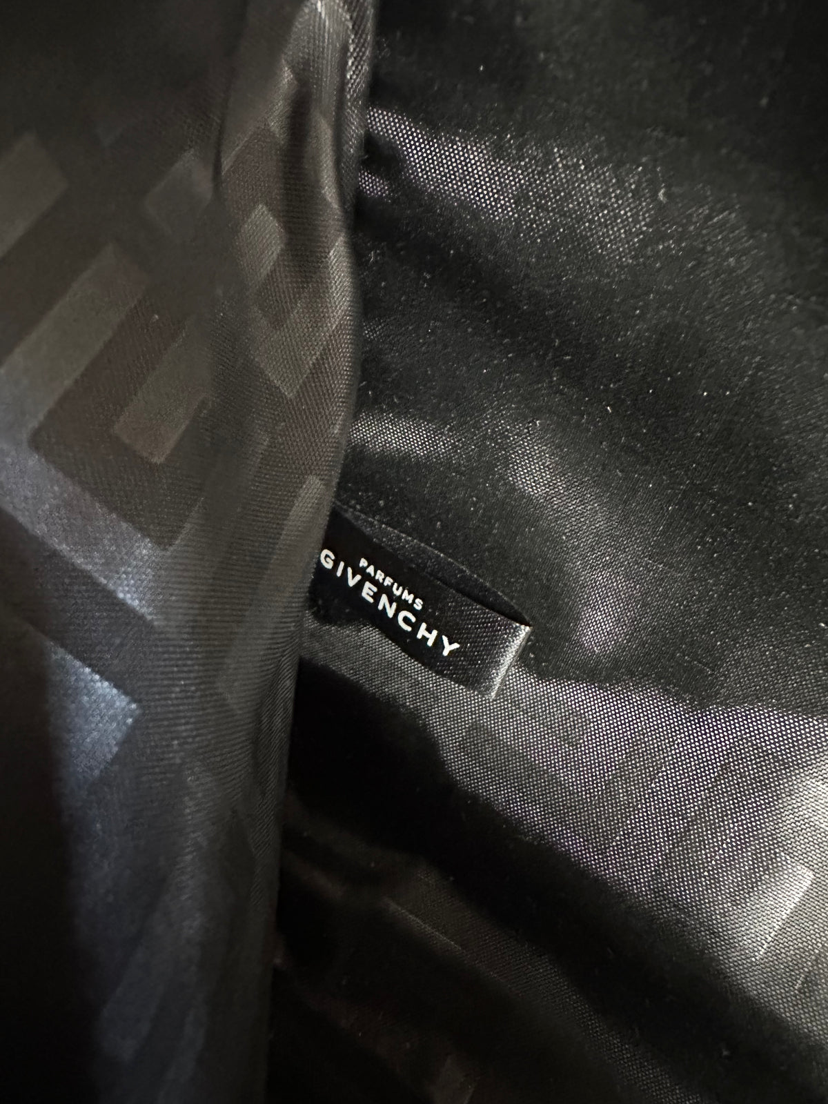 Givenchy Parfum Tasche
