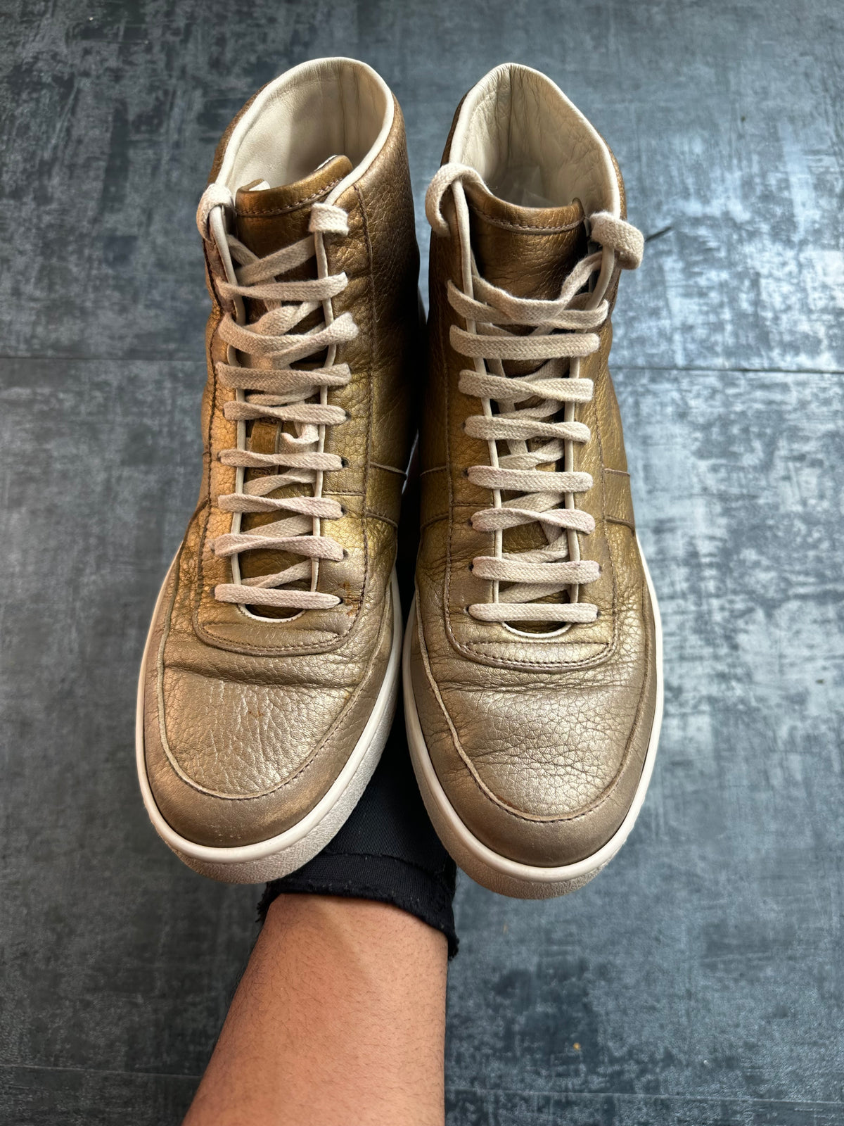 Gucci Sneaker Gold (38 1/2 WOMEN)