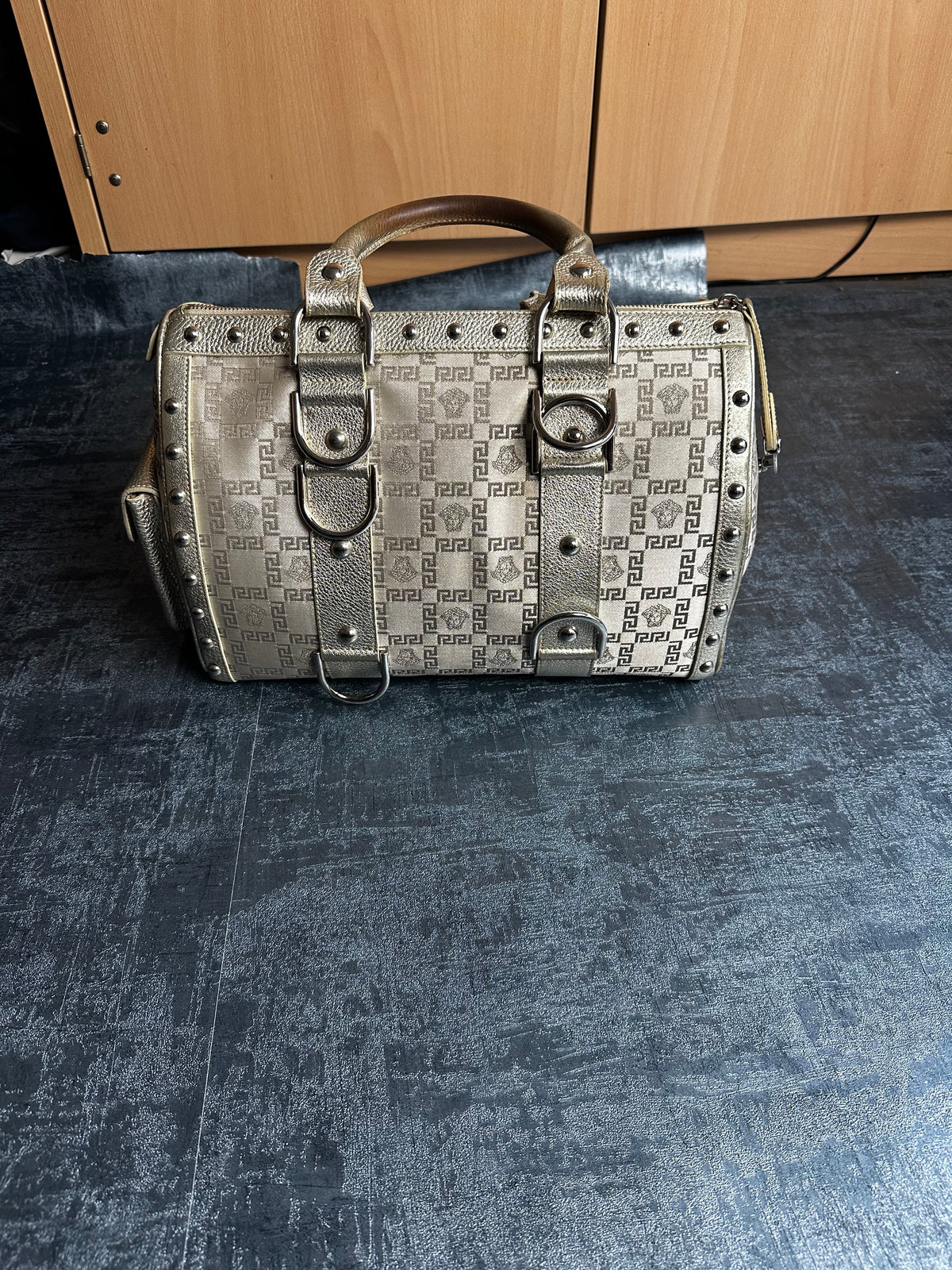 Versace Handtasche Silber Gold