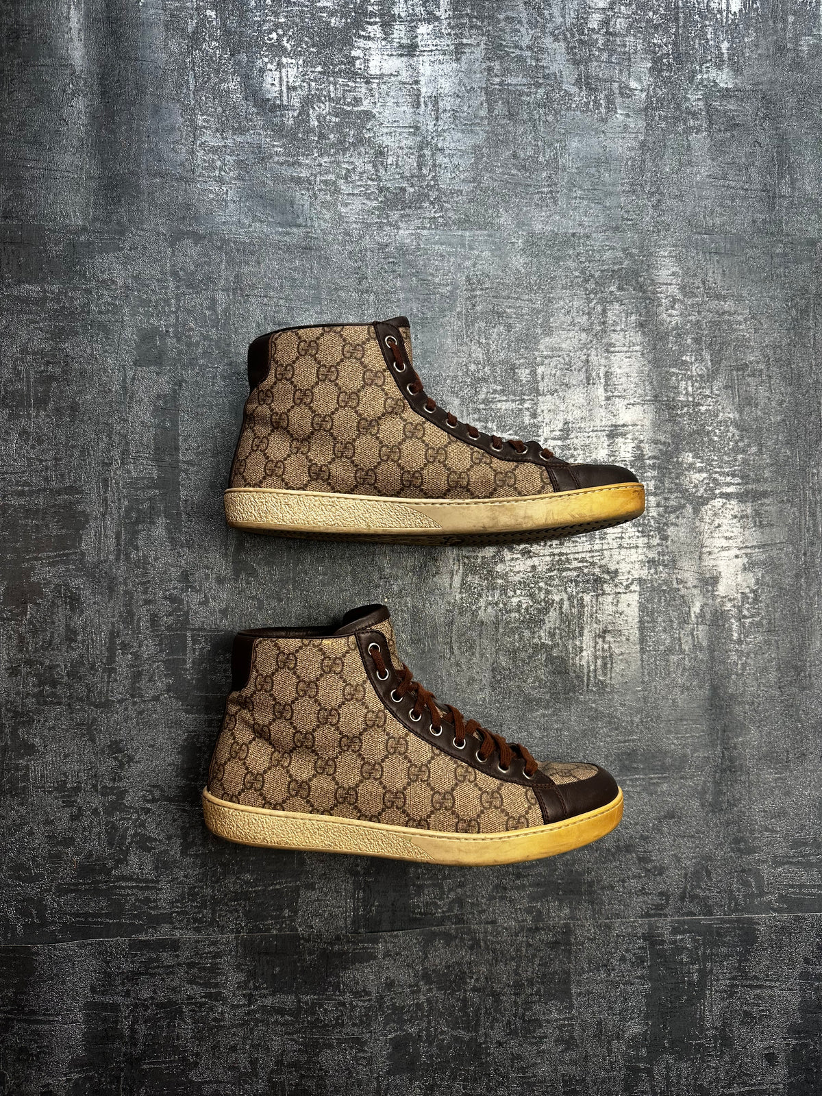 Gucci Monogram Sneaker (40 MEN)