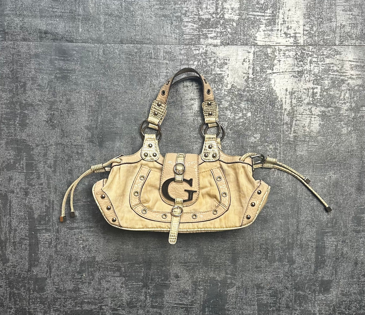 Guess Baguette Bag