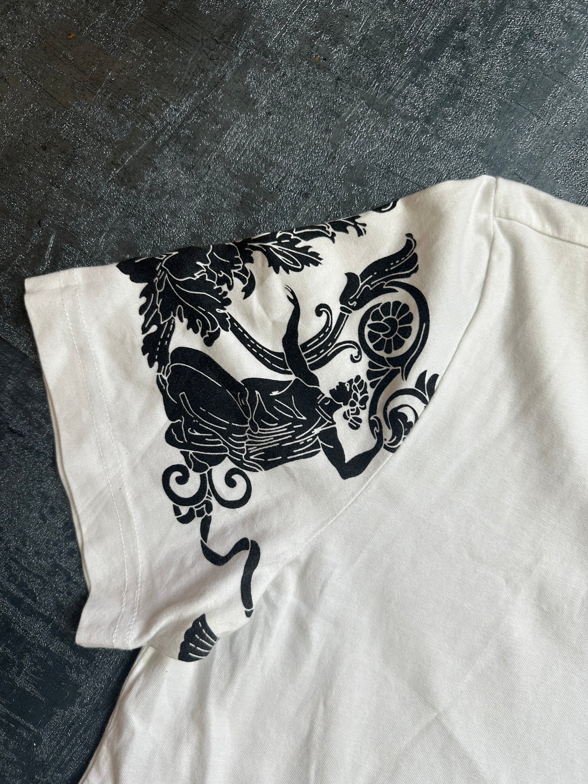 Gianni Versace T-Shirt (L MEN)
