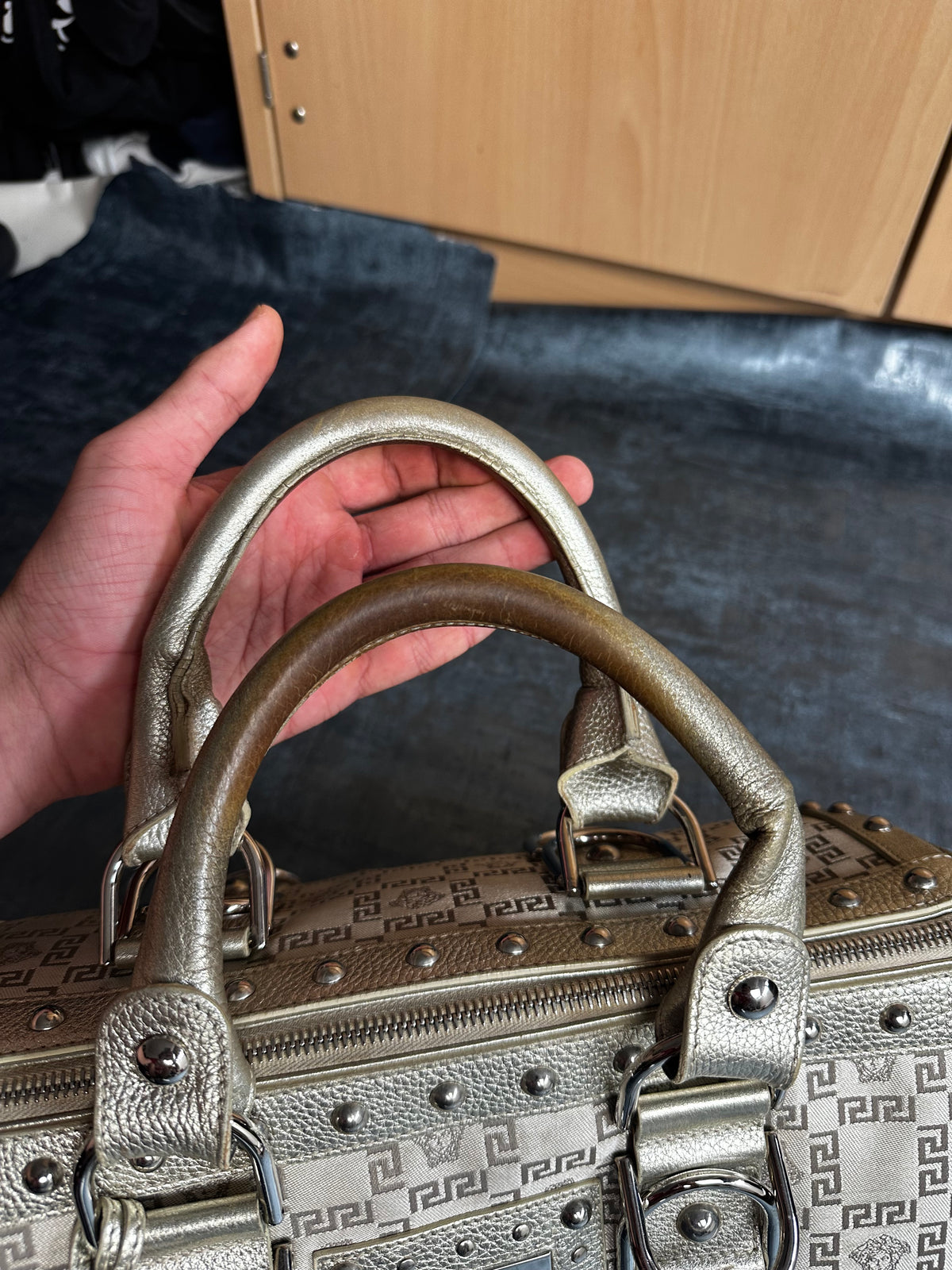Versace Handtasche Silber Gold