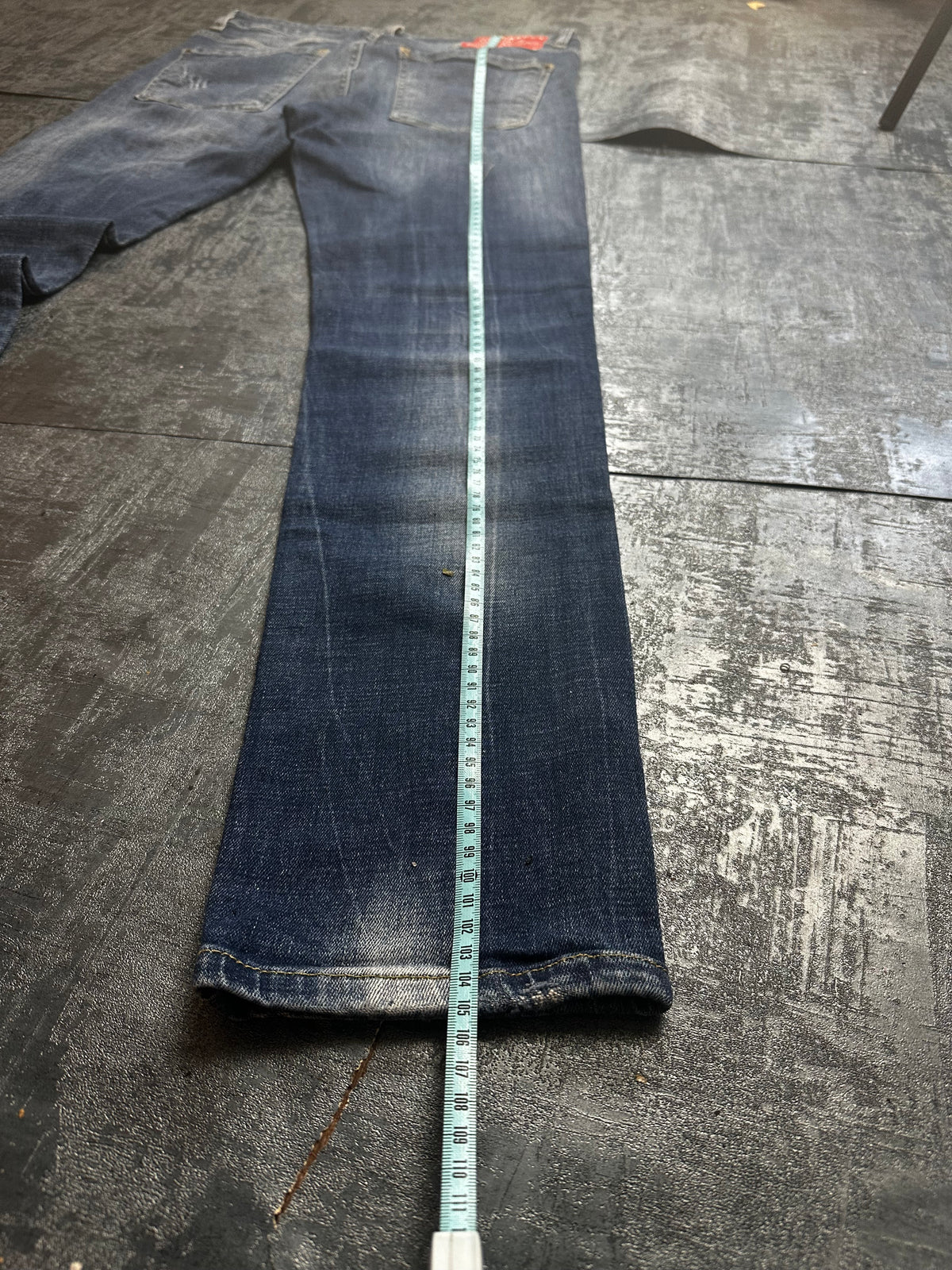 Dsqaured2 Ripped Slim Jeans (M MEN)