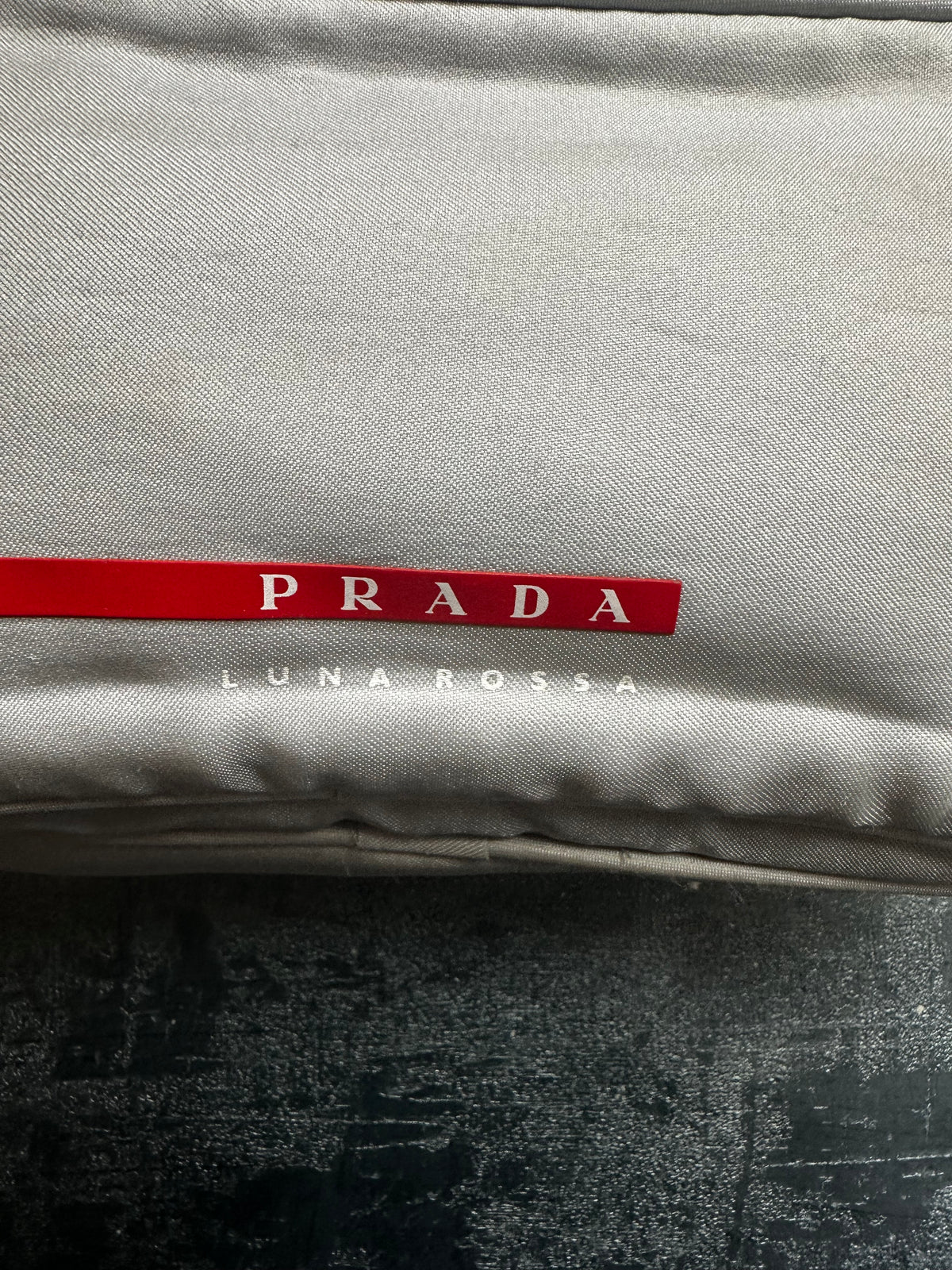 Prada Luna Rossa Kosmetiktasche
