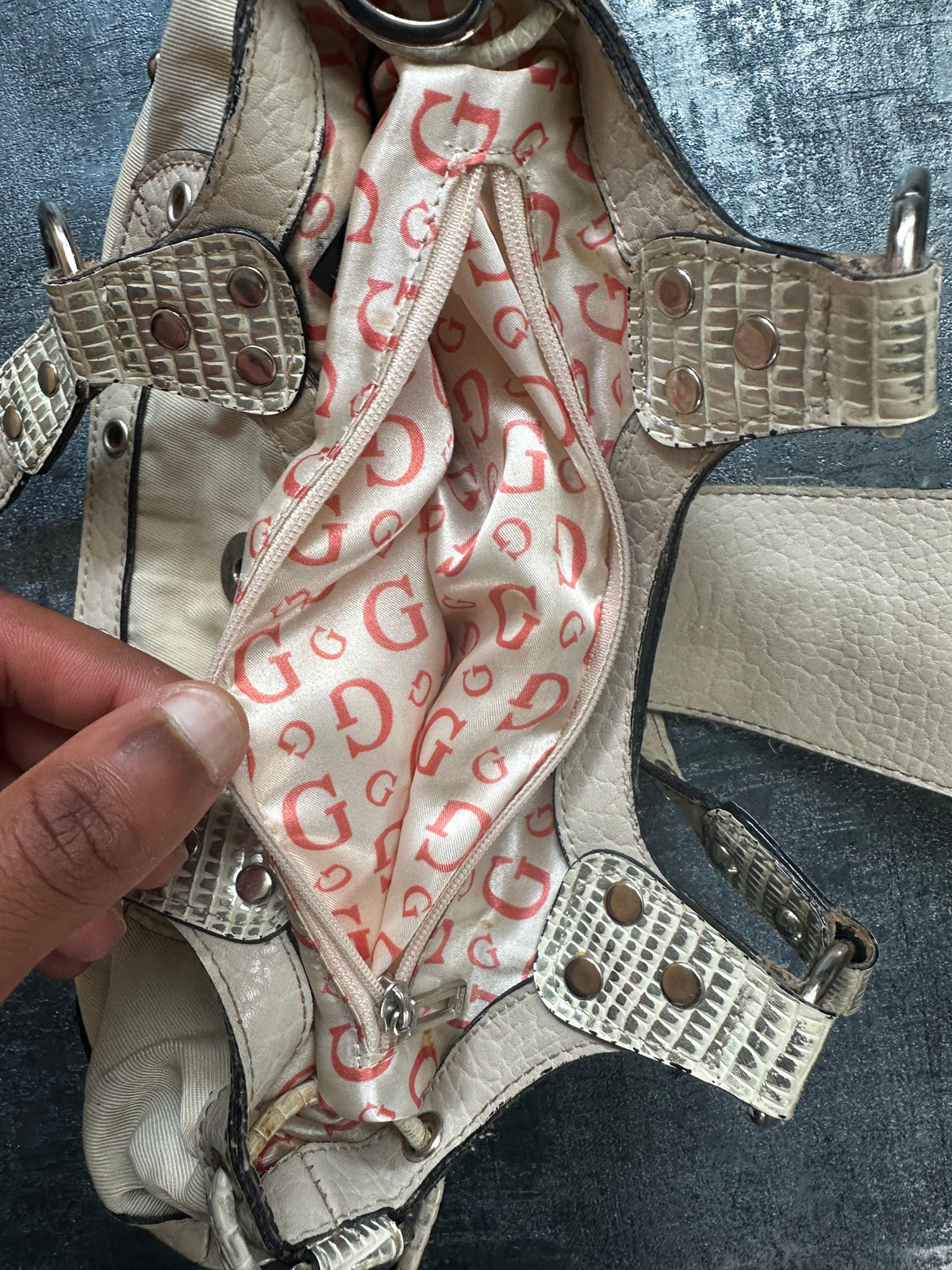 Guess Baguette Bag