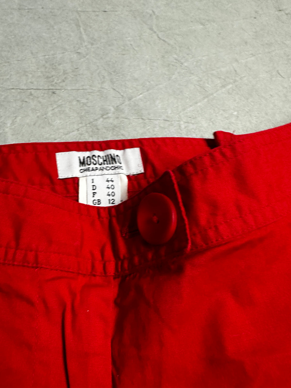 Moschino Capri (L WOMEN)