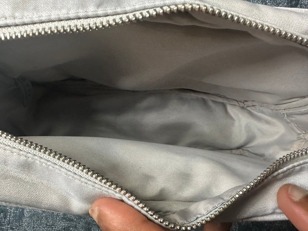 Prada Luna Rossa Kosmetiktasche