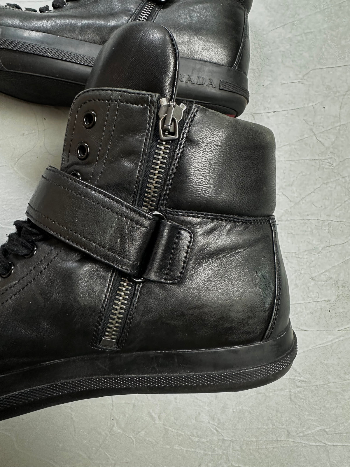 Prada High Top Sneaker  Size 39,5 Damen